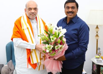 Karnataka political | ದೆಹಲಿಯಲ್ಲಿ ದಿಢೀರ್ ಅಮಿತ್ ಶಾ ಭೇಟಿಯಾದ ಜನಾರ್ಧನ ರೆಡ್ಡಿ ; ಗೆಳೆಯನಿಗಾಗಿ ಮಂಡಿಯೂರಿದ್ರಾ ರೆಡ್ಡಿಗಾರು..!