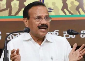 LokSabha Ticket | ಟಿಕೆಟ್ ಕೈ ತಪ್ಪಿದಕ್ಕೆ ವಿದಾಯದ ಸಂದೇಶ ಬರೆದ ಡಿವಿಎಸ್  !
