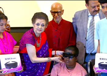 Free Glasses, M.H. was the light of many lives, M H Dalmia, A generous donation of Aura Vision glasses,