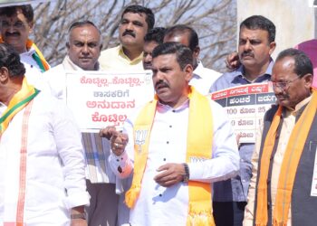 ಅಹಂಕಾರದ ಮಾತು ಬಿಡಿ; ಅಭಿವೃದ್ಧಿಗೆ ಹಣ ಕೊಡಿ:ಸಿಎಂಗೆ ವಿಜಯೇಂದ್ರ ಆಗ್ರಹ