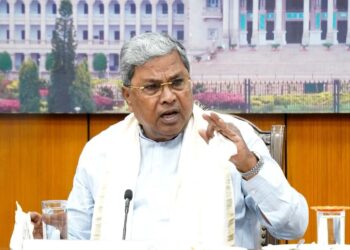 ಉಗ್ರರ ದಾಳಿಗೆ ಸಿಲುಕಿದ ಕನ್ನಡಿಗರು:ಅಧಿಕಾರಿಗಳ ಒಂದು ತಂಡ ಕಾಶ್ಮೀರಕ್ಕೆ ಪ್ರಯಾಣ