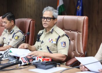 ಆನ್ ಲೈನ್ ಕ್ರಿಕೆಟ್ ಬೆಟ್ಟಿಂಗ್ ನಲ್ಲಿ ತೊಡಗಿದ್ದ ಇಬ್ಬರ ಬಂಧನ..!