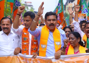 ಬಿಜೆಪಿಗೆ ಕಾಂಗ್ರೆಸ್ ಸರಕಾರವನ್ನು ಬುಡಸಮೇತ ಕಿತ್ತು ಹಾಕುವ ಶಕ್ತಿ ಇದೆ:ವಿಜಯೇಂದ್ರ