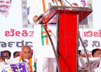 ನಾವು ಬಡವರಿಗೆ ನೆರವು ನೀಡುತ್ತಿದ್ದೇವೆ, ಮತ್ತೊಮ್ಮೆ ನಮಗೆ ಆಶೀರ್ವದಿಸಿ: ಡಿಸಿಎಂ
