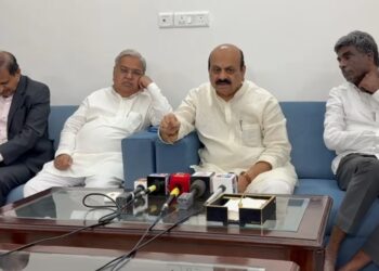 ರಾಜ್ಯದಲ್ಲಿ  ಗೊಬ್ಬರ ವಿತರಣೆಯಲ್ಲಿ ವ್ಯಾಪಕ ಭ್ರಷ್ಟಾಚಾರ ನಡೆಯುತ್ತಿದೆ:ಬಸವರಾಜ ಬೊಮ್ಮಾಯಿ