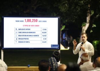 Shri Rahul Gandhi at Freedom Park Bengaluru to fight against vote theft.