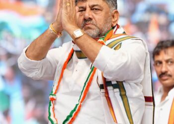 ಆರ್.ಅಶೋಕ್ ಗೆ ಬುದ್ದಿಭ್ರಮಣೆ: ಡಿಸಿಎಂ ಡಿ.ಕೆ.ಶಿವಕುಮಾರ್