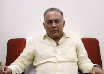 ಸರ್ಕಾರಿ ಆಸ್ಪತ್ರೆಗಳ ಆವರಣದಲ್ಲಿ ಜನೌಷಧಿ ಕೇಂದ್ರ ತೆರವು: ಜೆಪಿ ನಡ್ಡಾಗೆ ಪತ್ರ ಬರೆದು ಸ್ಪಷ್ಟನೆ ನೀಡಿದ ದಿನೇಶ್ ಗುಂಡೂರಾವ್  