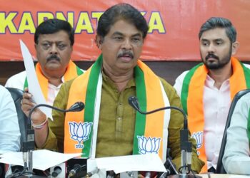 ಸಿಎಂ ಸ್ಥಾನಕ್ಕೆ ಒಪ್ಪಂದ ನಡೆದಿದೆಯೇ ಇಲ್ಲವೇ ಜನರಿಗೆ ಸರಿಯಾಗಿ ತಿಳಿಸಿ:ಅಶೋಕ್