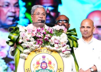 ರೈತ ಕಾಯ್ದೆ ವಿರುದ್ಧದ ಹೋರಾಟದಂತೆ ನರೇಗಾ ರದ್ದತಿ ವಿರುದ್ಧ ಹೋರಾಡಬೇಕು:ಸಿಎಂ ಕರೆ