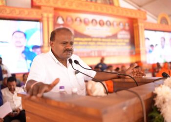 ಗೃಹಲಕ್ಷ್ಮಿ ಹಣಕ್ಕೆ ವಿರೋಧವಿಲ್ಲ, ಆದ್ರೆ ಸಾಲದ ಸುಳಿಗೆ ರಾಜ್ಯವನ್ನ ತಳ್ಳಬೇಡಿ”: ಕೇಂದ್ರ ಸಚಿವ ಹೆಚ್.ಡಿ. ಕುಮಾರಸ್ವಾಮಿ
