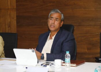 “ಬೀದಿಬದಿ ವ್ಯಾಪಾರಿಗಳಿಗೆ ಡಿಜಿಟಲ್ ಟಚ್: ಸ್ಮಾರ್ಟ್ ಕಾರ್ಡ್ ನೀಡಲು ಮಹೇಶ್ವರ್ ರಾವ್ ಸೂಚನೆ”